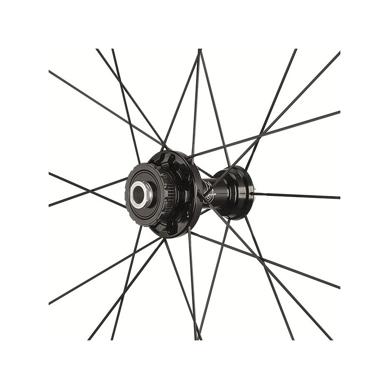 hyperon carbon disc tubeless avant  campagnolo  AZAM_CYCLES