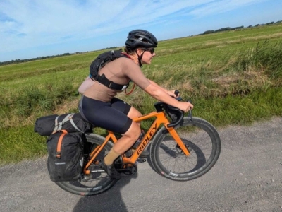 Avantages Vélo Gravel : Polyvalence, Confort | Guide Cycles Azam